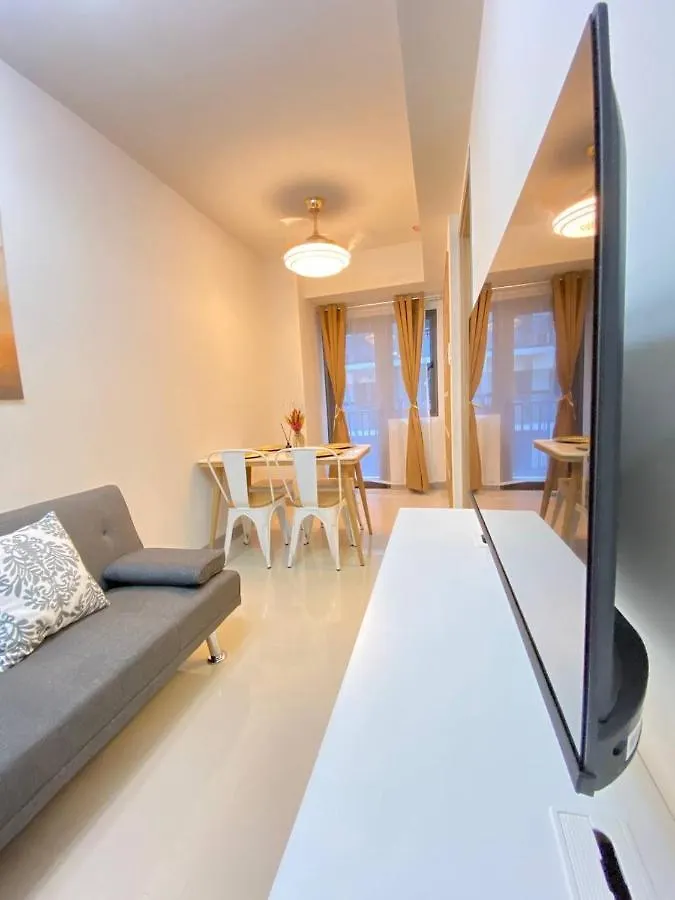 Condo 1Br With Balcony In Sm Moa Near Airport 0*, Manila
