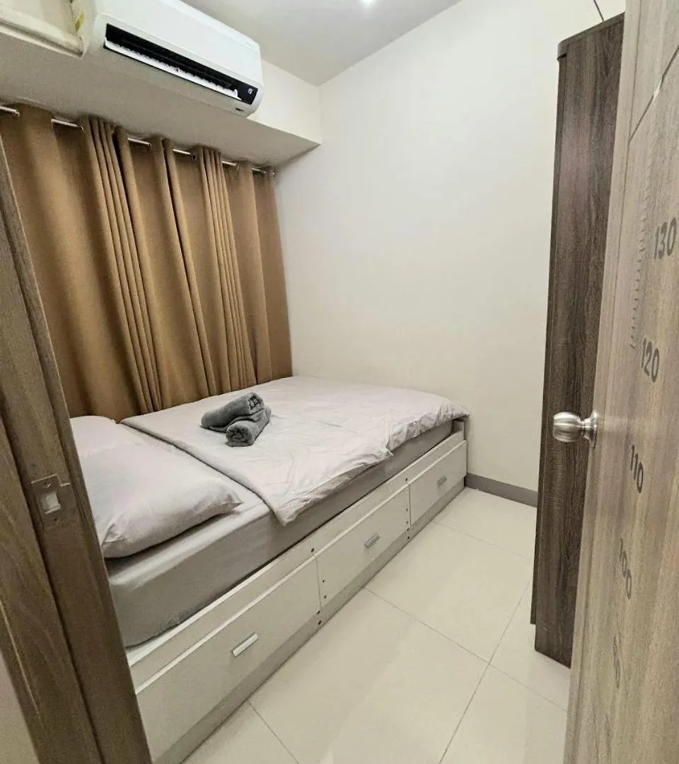 Condo 1Br With Balcony In Sm Moa Near Airport Manila